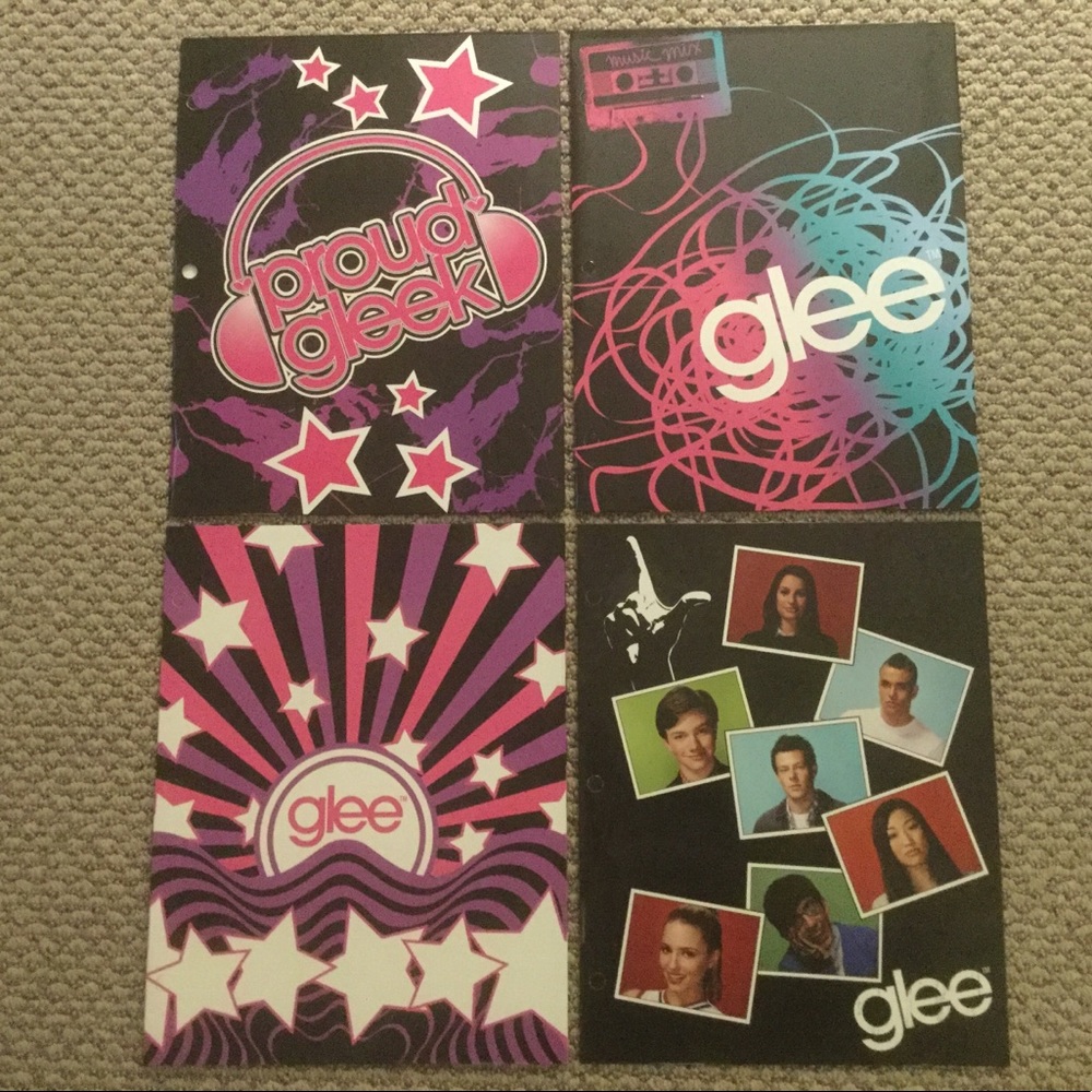 LOT OF 24 GLEE SCHOOL FOLDERS 4 STYLES
